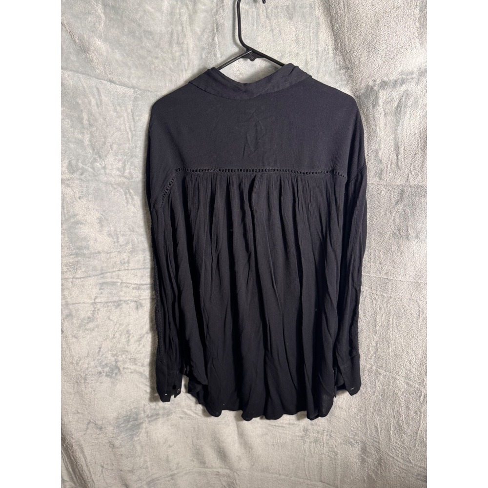 Free People Black Crochet Button Up Long Sleeve Shirt Top‎ L